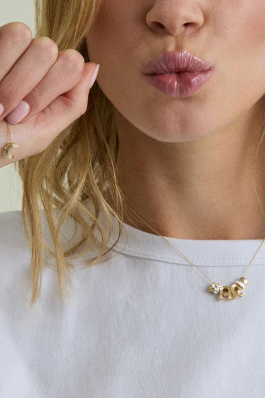Groovy Initial Midi Bead C
