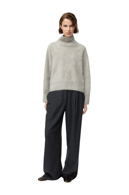 Brushed Boyfriend Turtleneck in Greige
