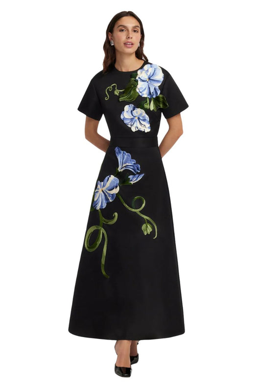 Indie Sleeve Top in Vine Print in Ebony
