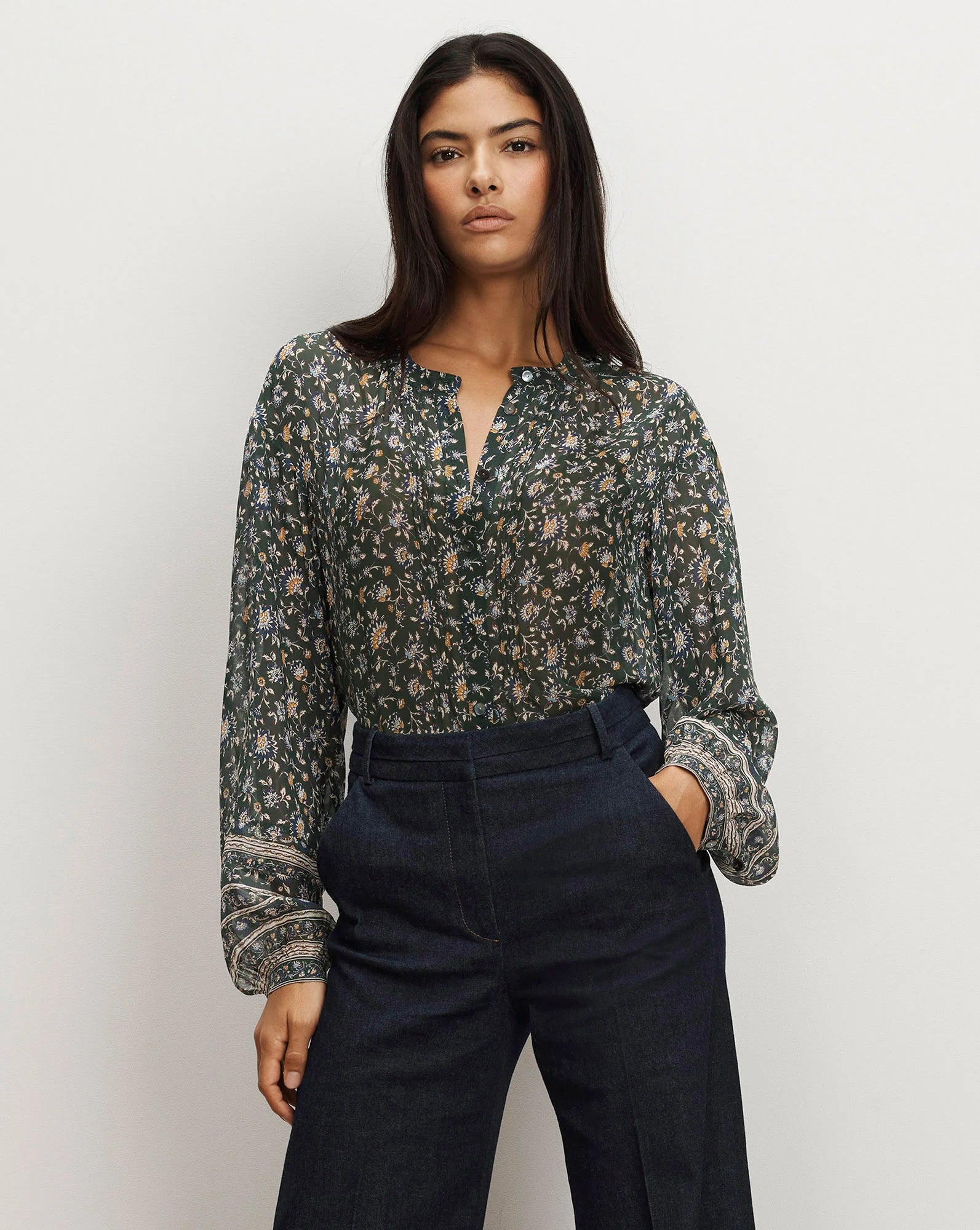 Lollie Floral Button-Down Blouse in Dark Hunter Green Multi