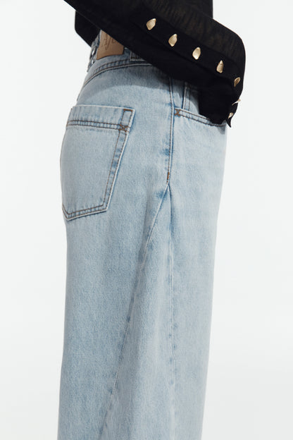 Stevie Barrel Ankle Jean in Light Wash