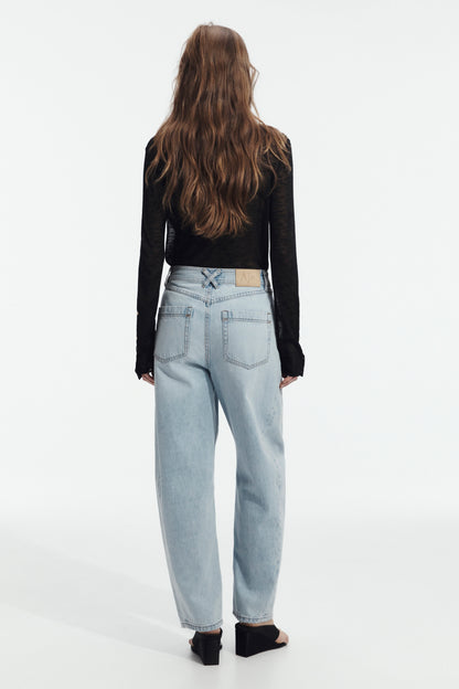 Stevie Barrel Ankle Jean in Light Wash
