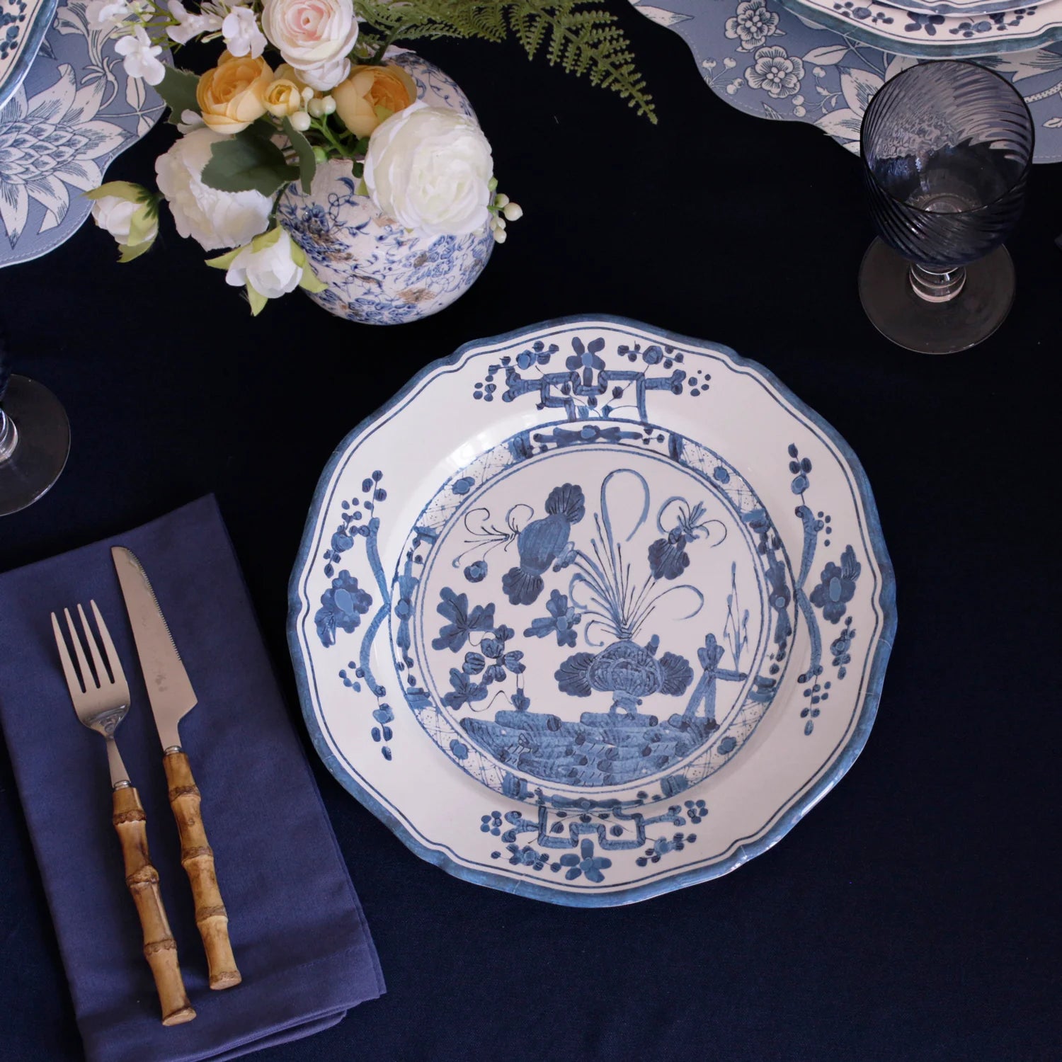 VIDA Faenza 9" Salad Plate Set of 4 White and Blue