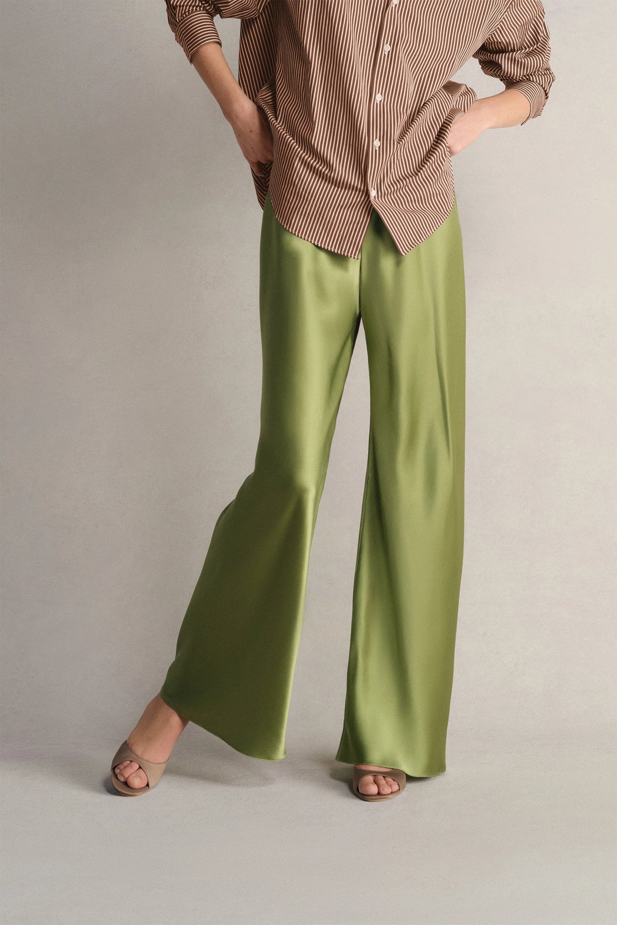 The Silk Bias Pant in Grass