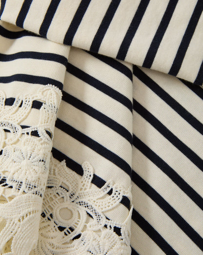Hovey Striped Lace T-Shirt in Dove/Navy