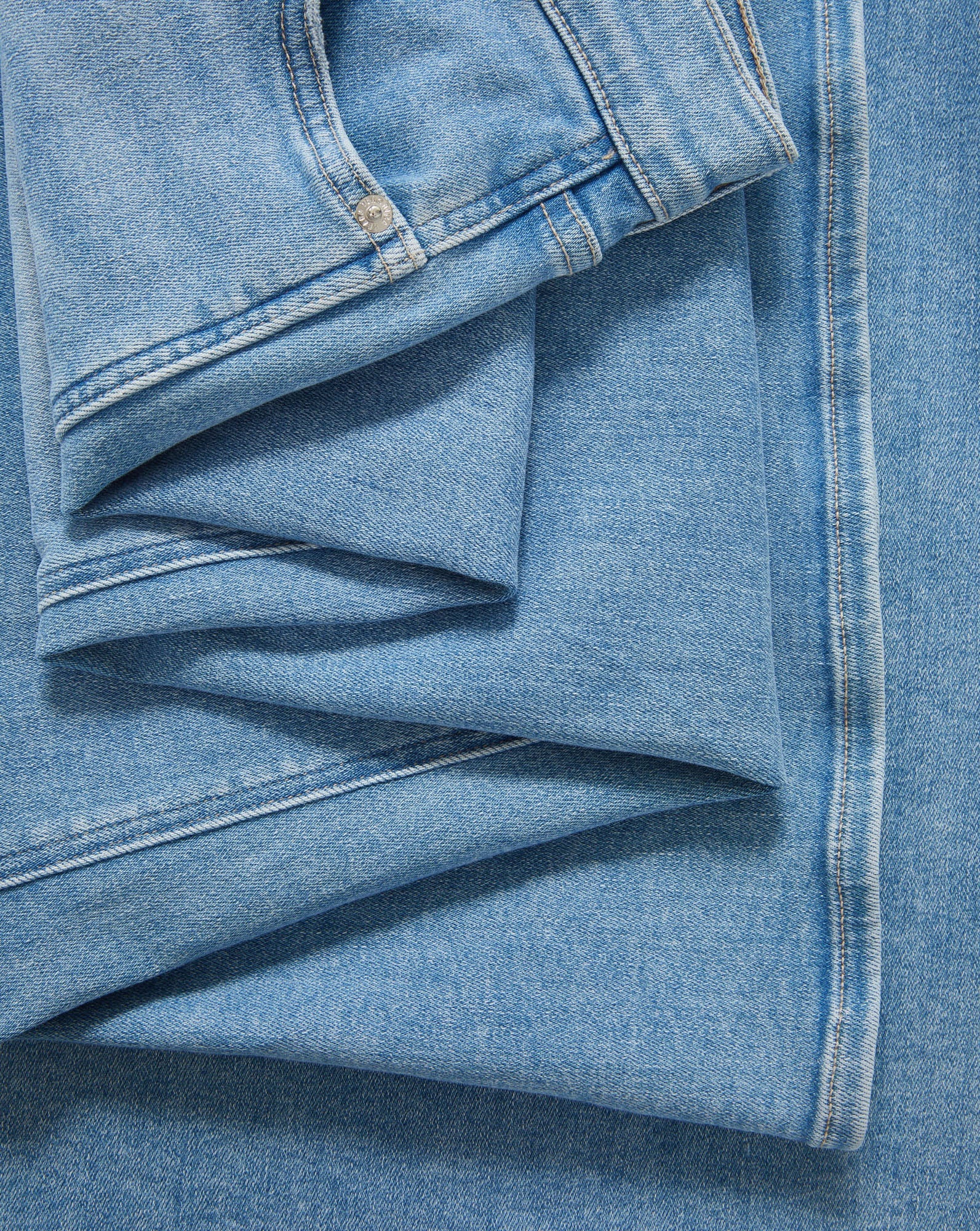 Jesse Ultra-Flare Jean in Big Splash