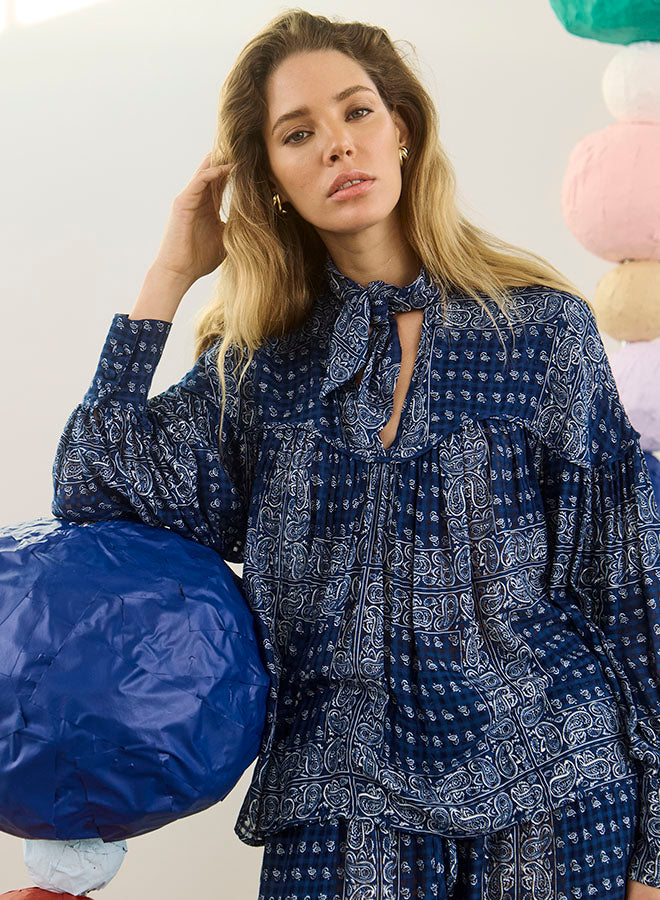 Celeste Blouse in Inkwell Paisley