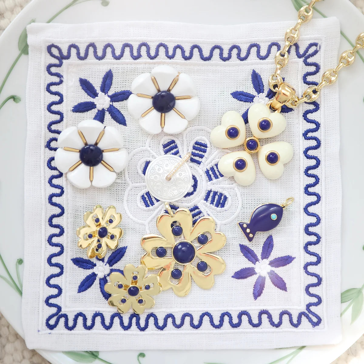 Majorelle Charm in Lapis