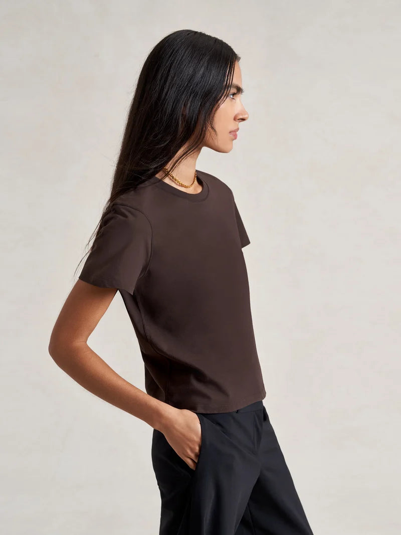Mol Tee in Chocolate