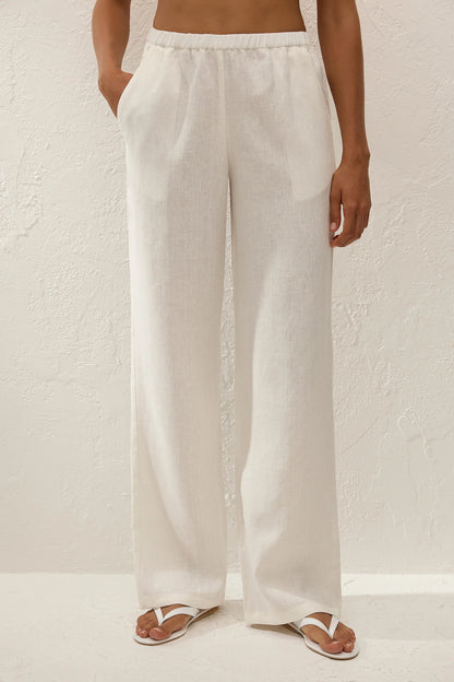 Capriolla Pant in White