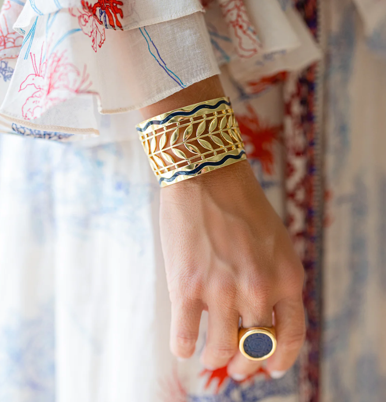 Cala Cuff in Navy