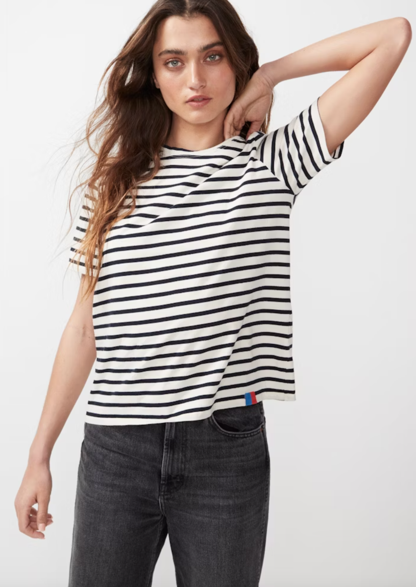 The Modern in Cream/Navy