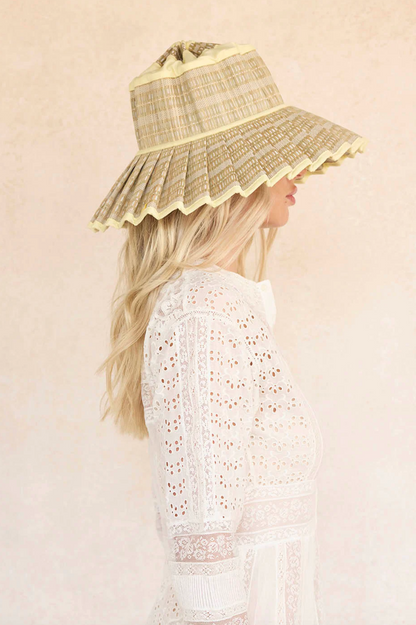 Island Capri Hat in Breakwater
