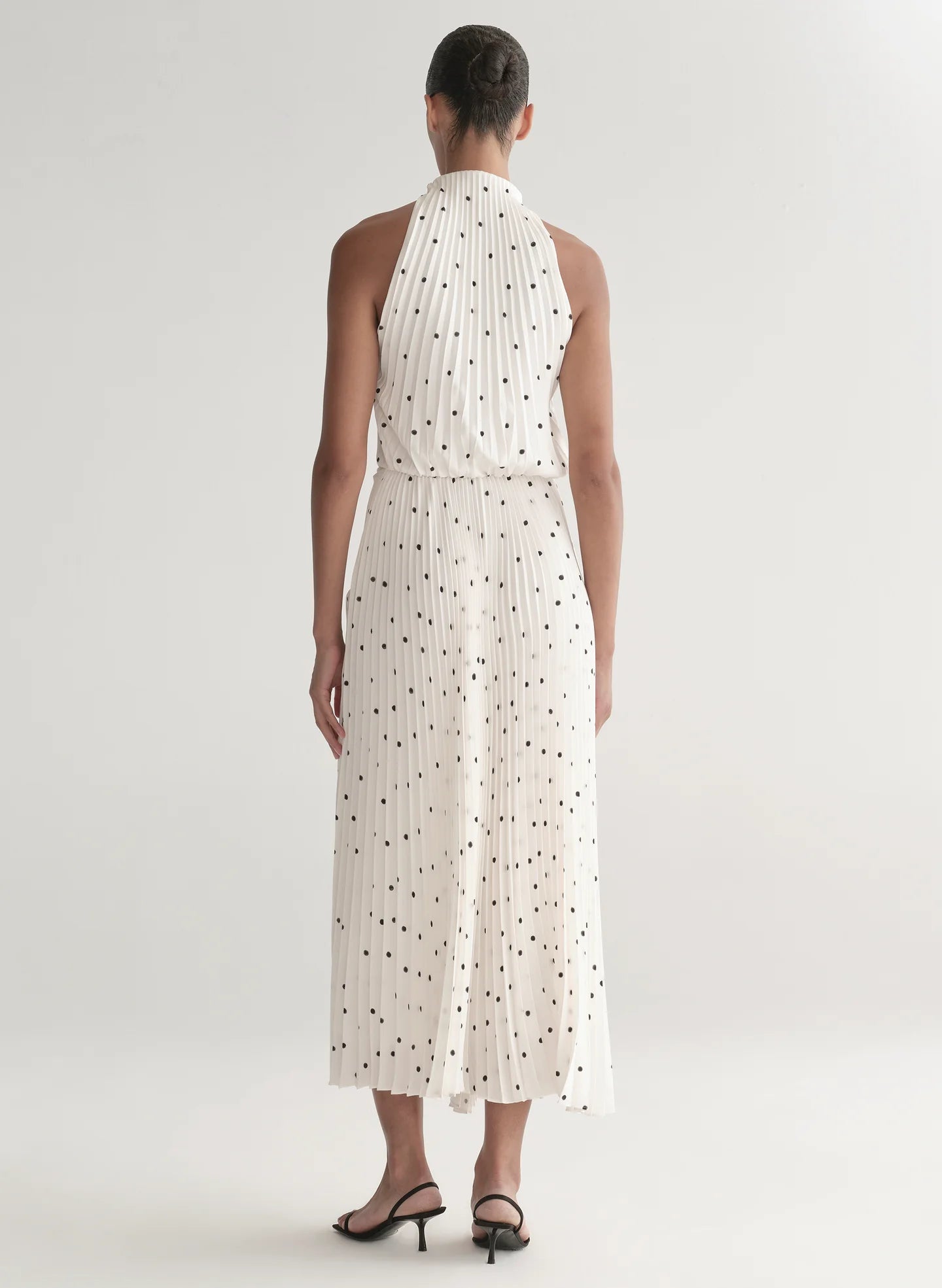 Simona Pleated Midi Dress in Cream/Black