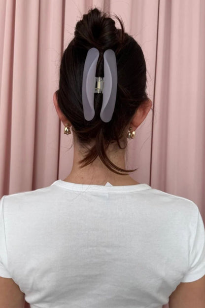Half Moon Clip in Lilac Smoke