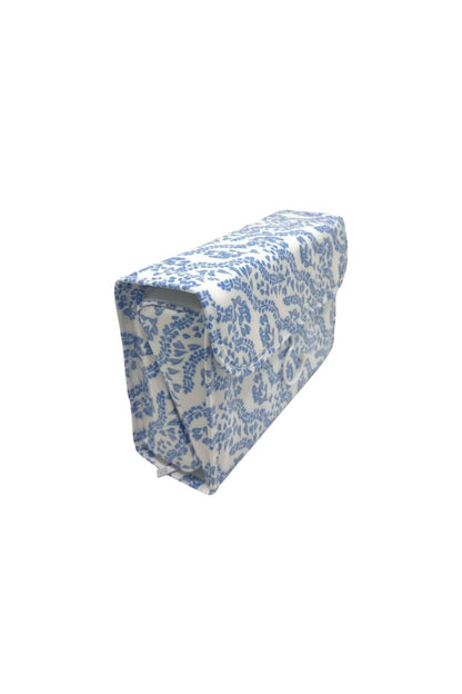 Luxe Gloss Hanging Toiletry Case in All Heart Blue