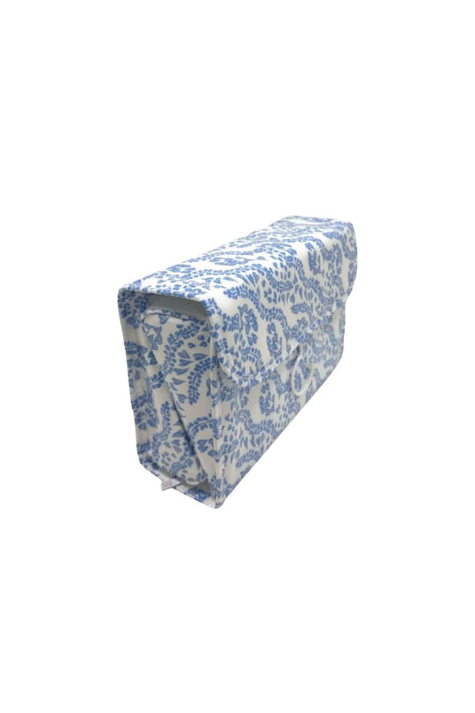 Luxe Gloss Hanging Toiletry Case in All Heart Blue
