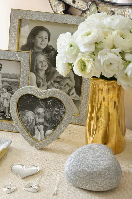Shagreen Heart Box in Dove
