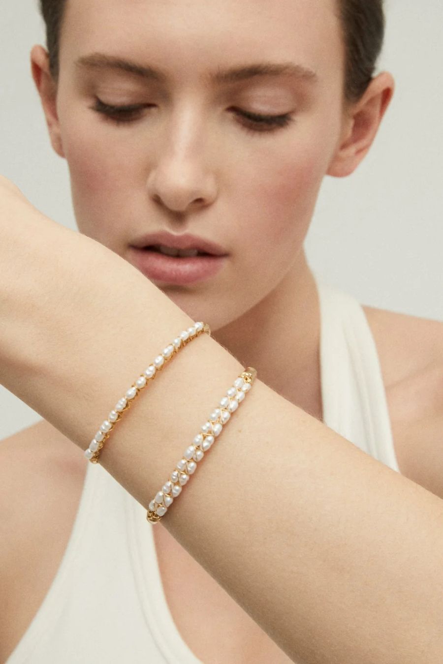 Small Lyre Bangle in White Mother of Pearl