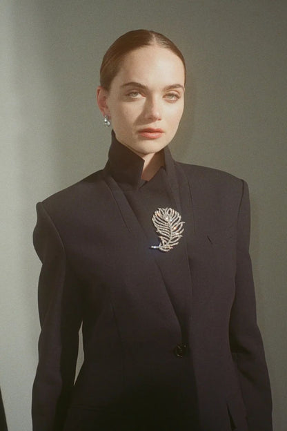 Pluma Brooch in Crystal
