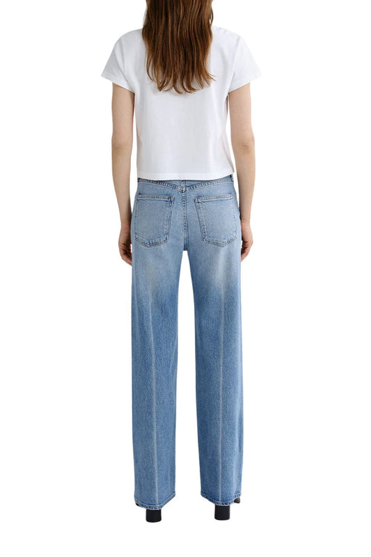 Harper Straight Jean (Weightless Stretch) in Outlook