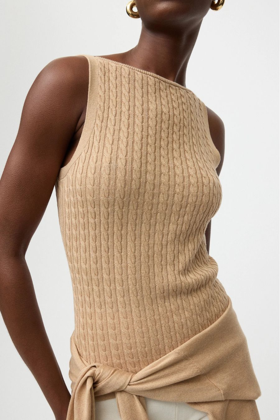 Fine Knit Cable Knit Singlet in Camel