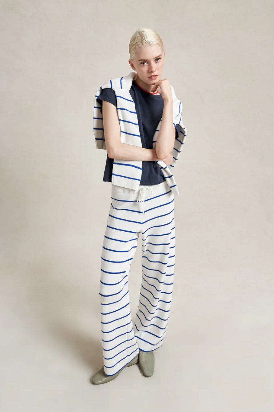 Leo Pant in Cream/Cobalt