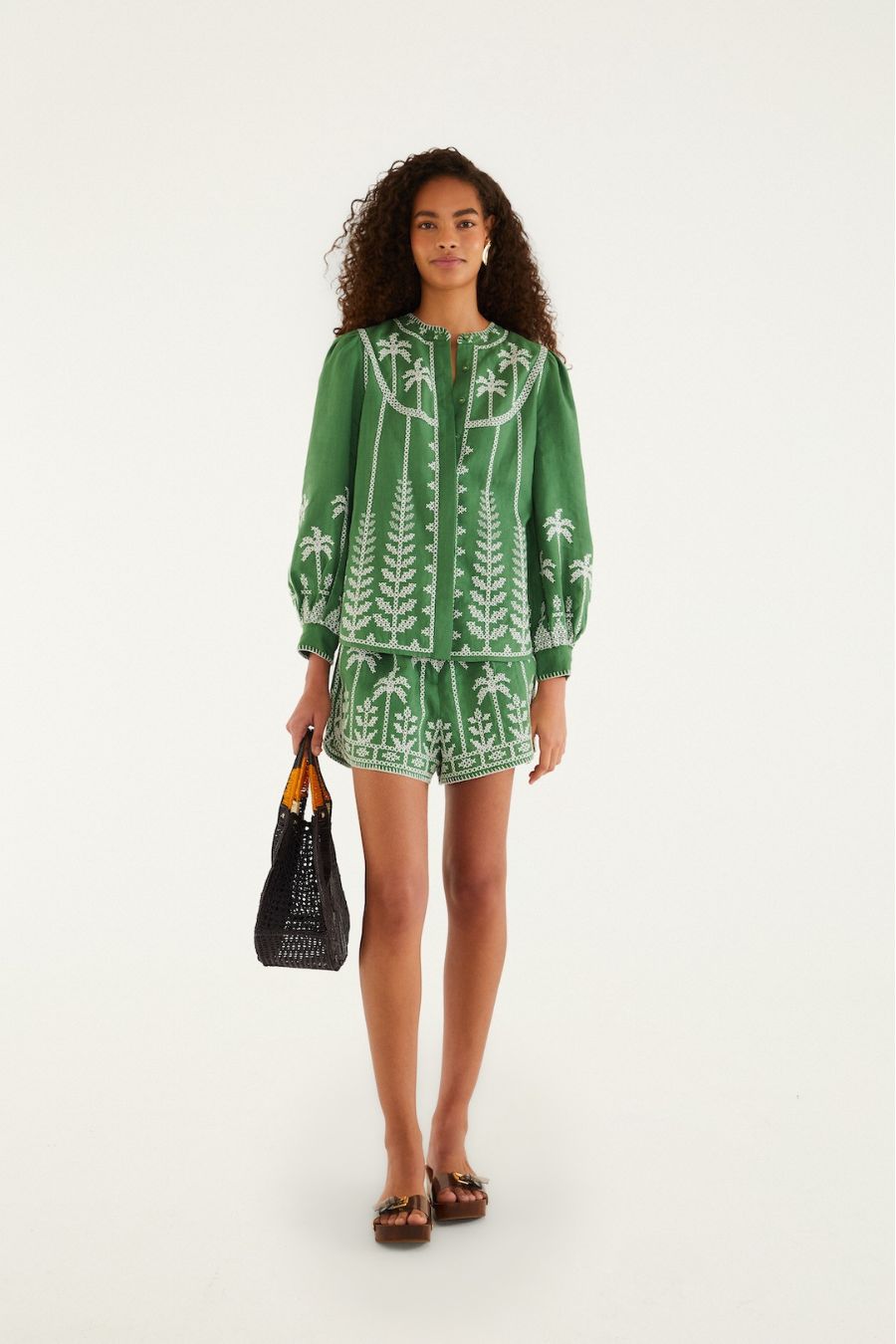 Bicolor Embroidery Blouse in Green
