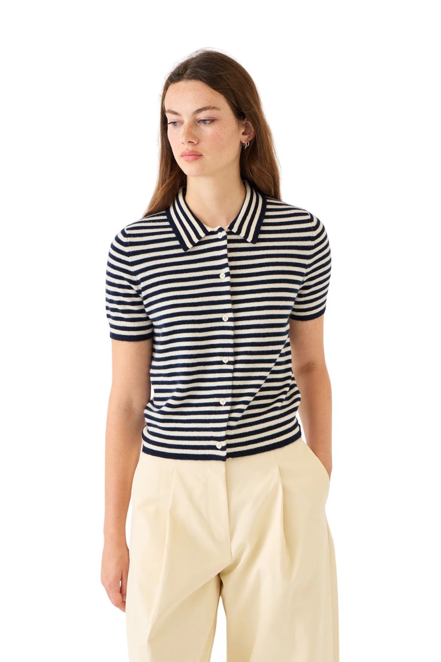 Leslie Cashmere Cardigan in Ivory/Navy
