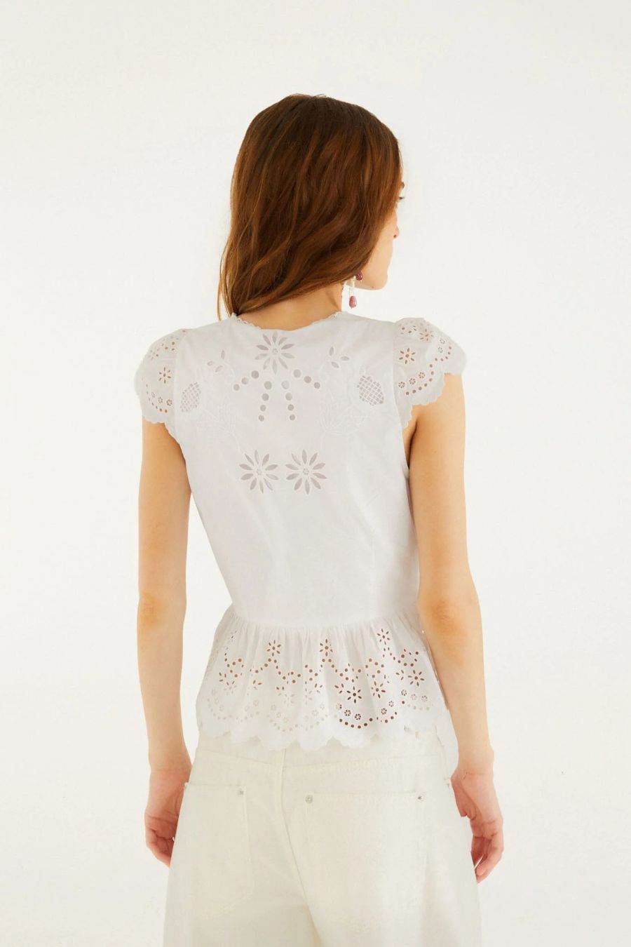 Embroidery Blouse in Off-White