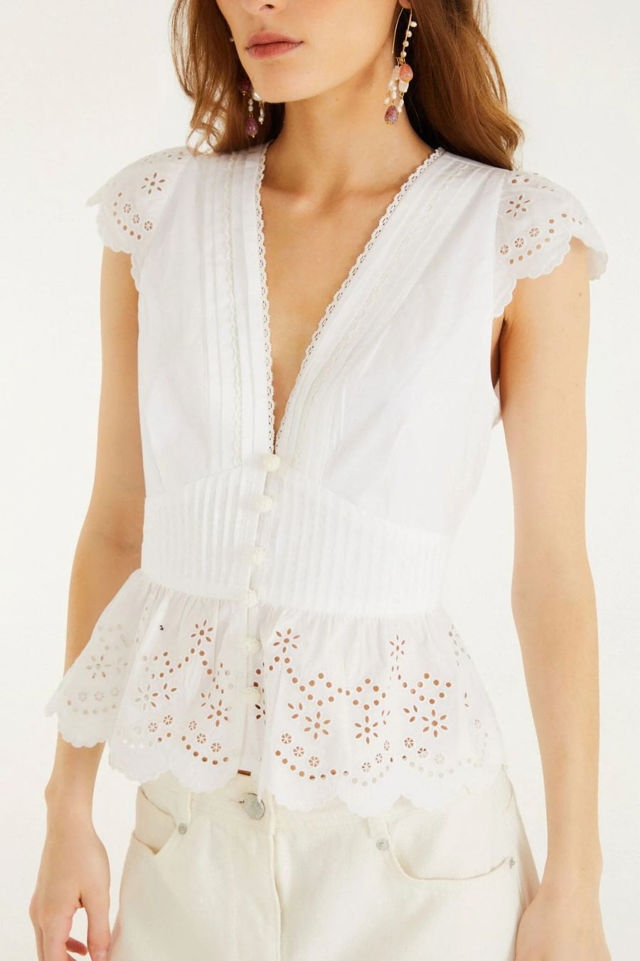 Embroidery Blouse in Off-White