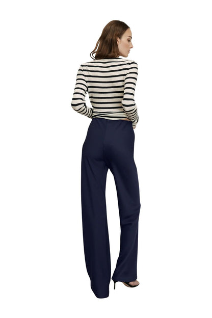 Braddock Pant in Navy