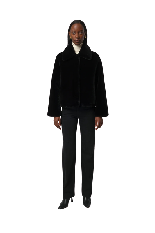 Elis Coat in Noir