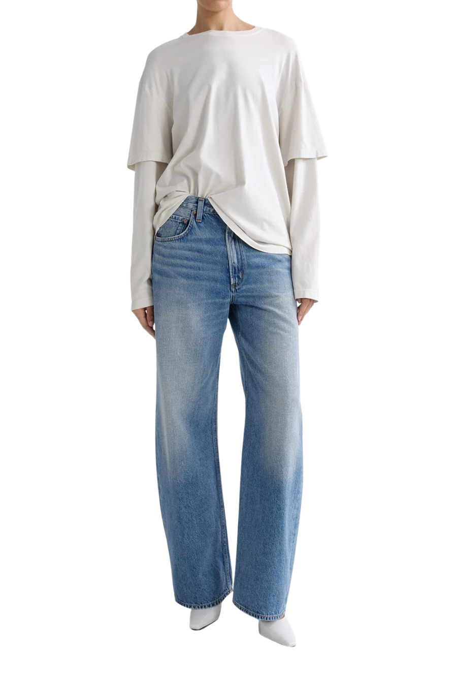 Low Curve Jean in Venture