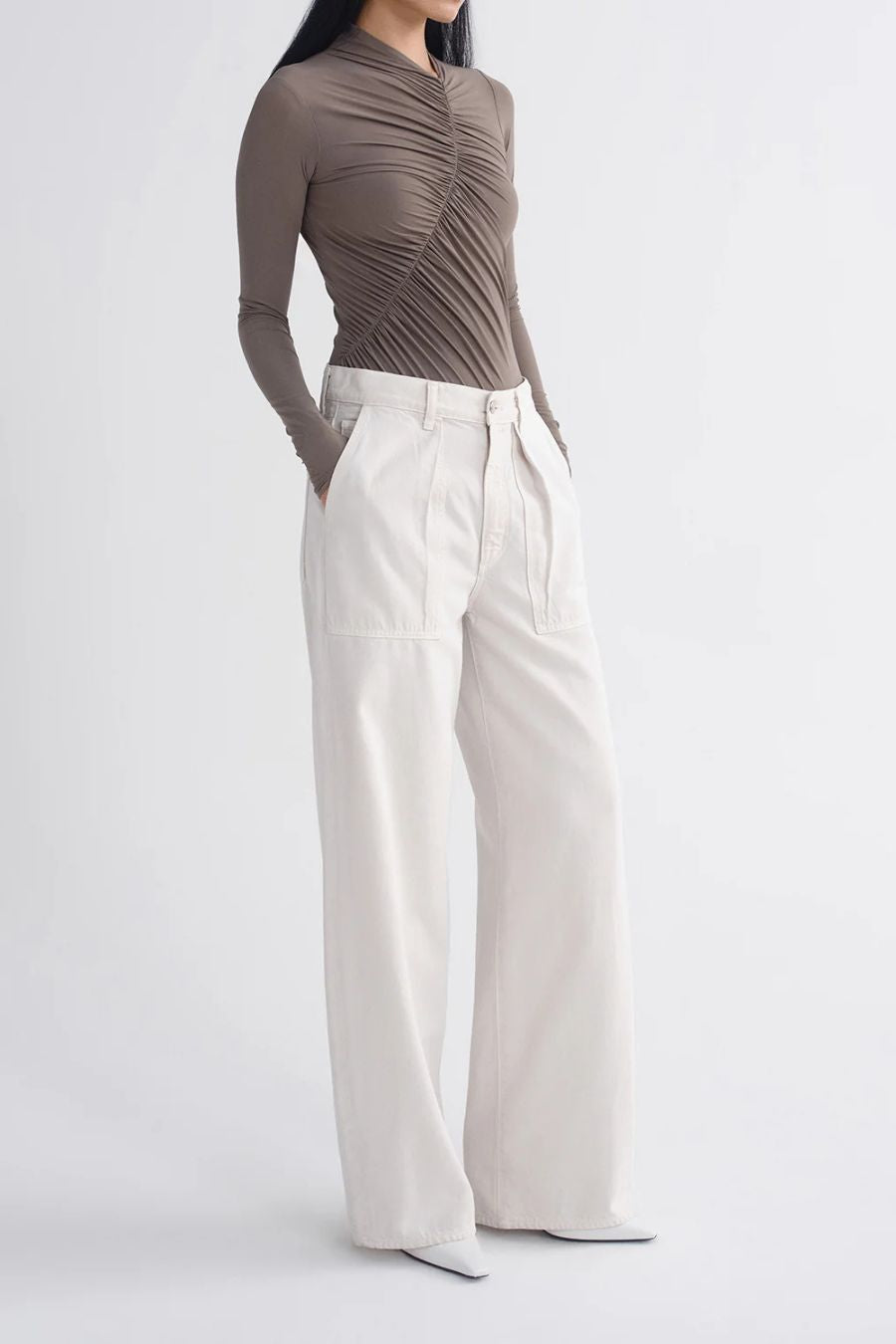 Low Curve Utility in Bone by Agolde, alternate view