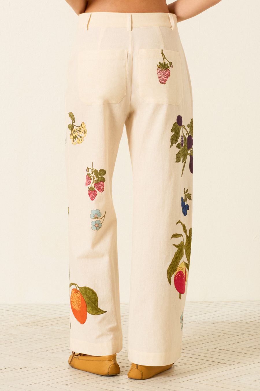 Paige Nine Fruit Pant in Off-White
