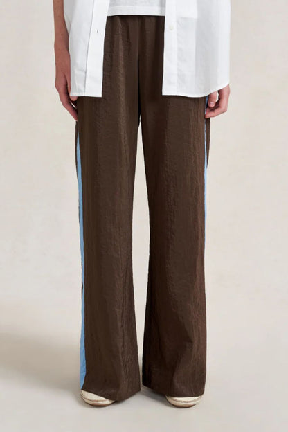 Side Stripe Colby Pant in Chocolate/Cerulean