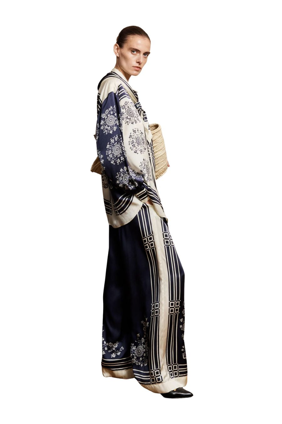 Banderra Silk Pant in Ink