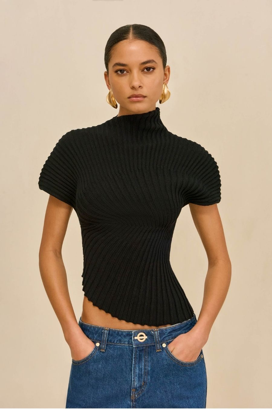 Annemie Top in Black