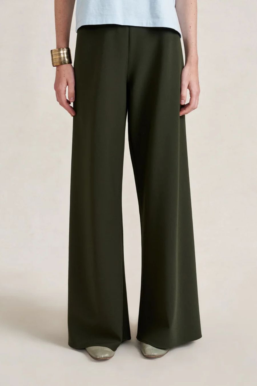 Colby Pant in Dark Olive