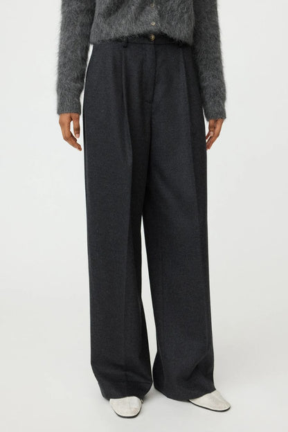Wide Pleat Trousers in Anthracite Melange