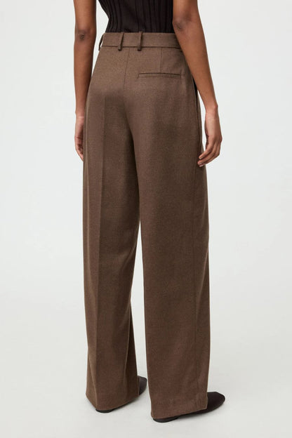 Wide Pleat Trousers in Mocha