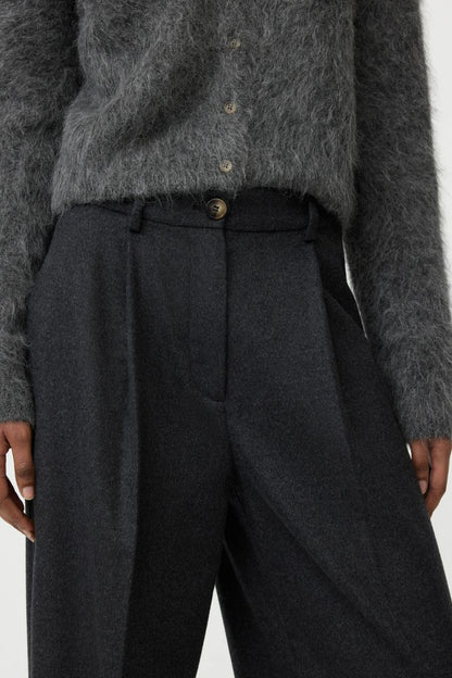 Wide Pleat Trousers in Anthracite Melange