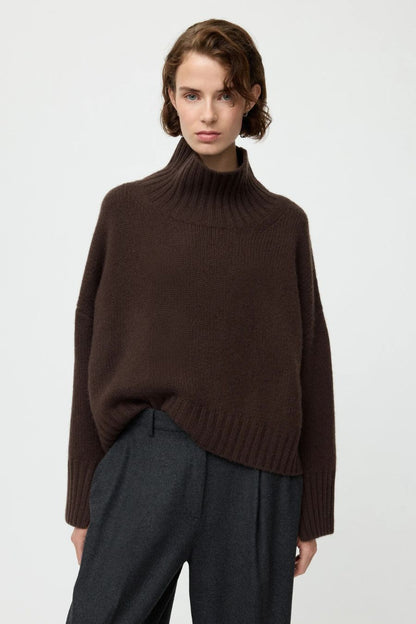 Girlfriend Turtleneck in Mocha