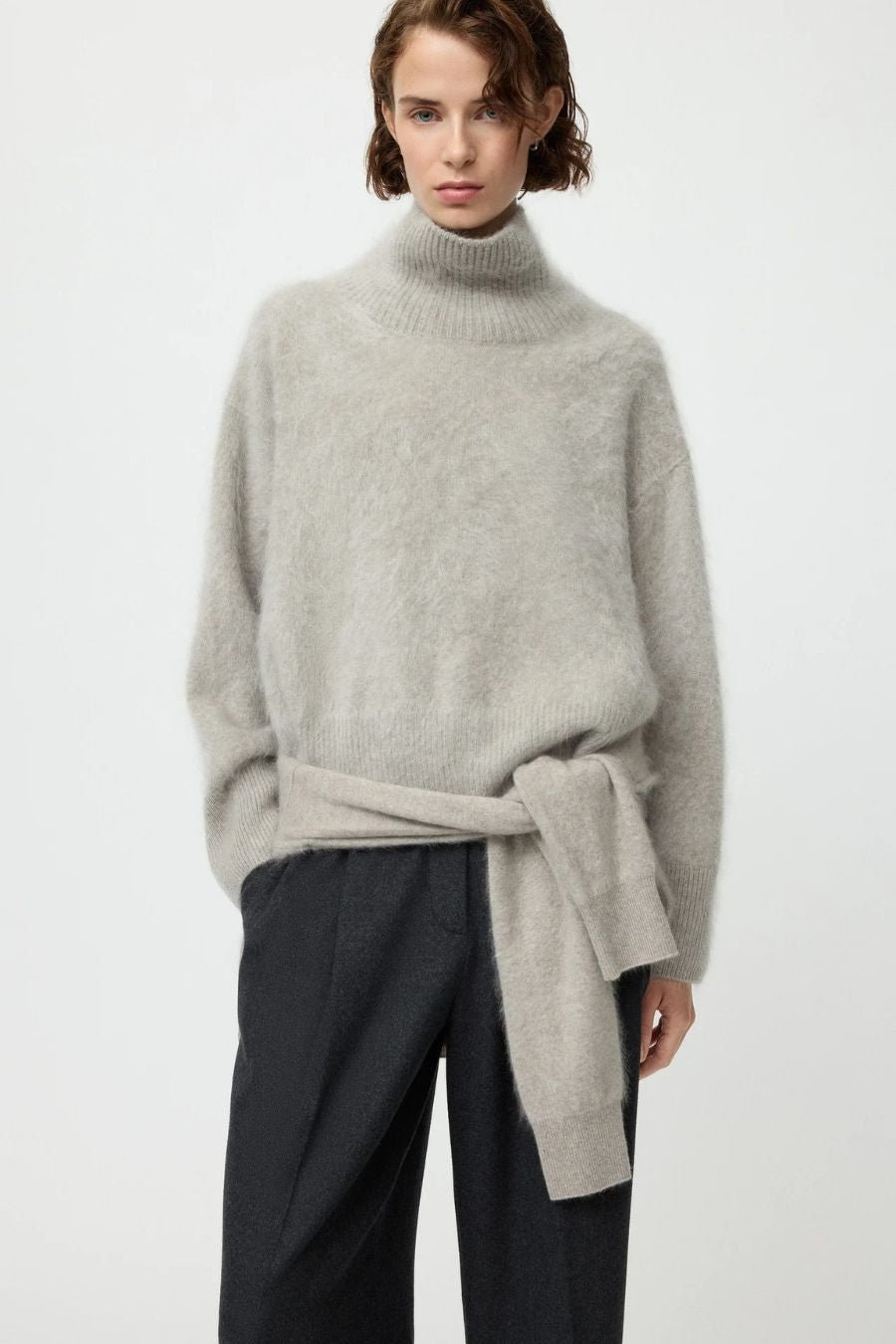 Brushed Boyfriend Turtleneck in Greige