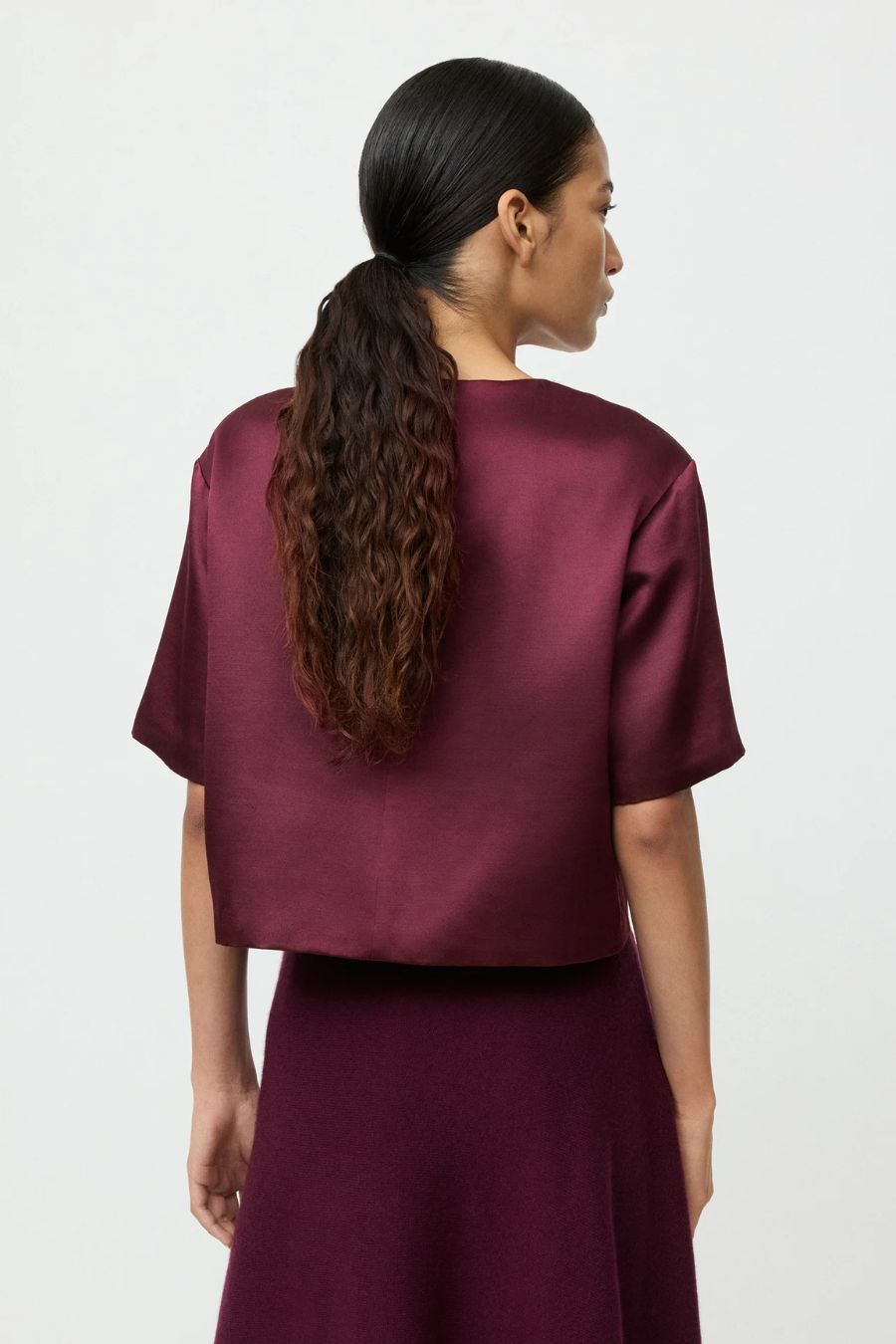 Short Sleeved Silk Blouse in Bordeaux