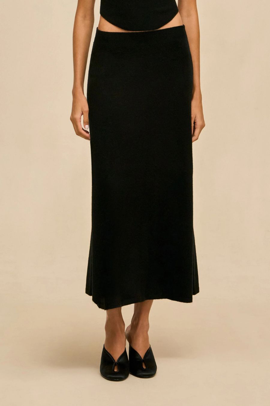 Infinity Skirt in Black