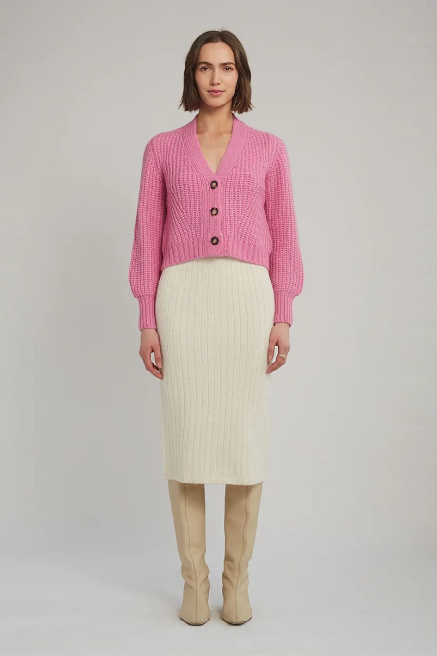 Sara Cardi in Taffy Pink