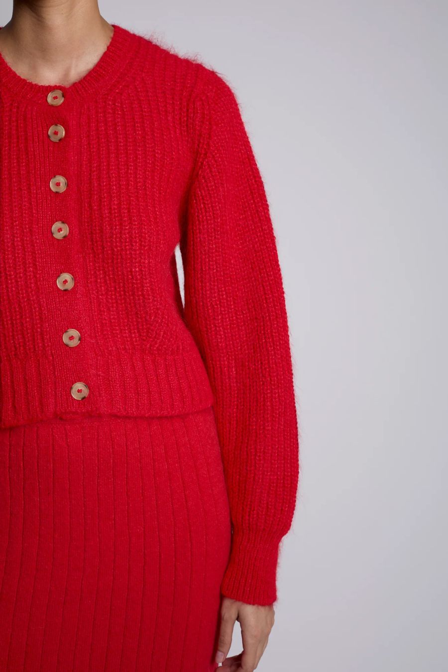 Becca Cardi in Scarlett