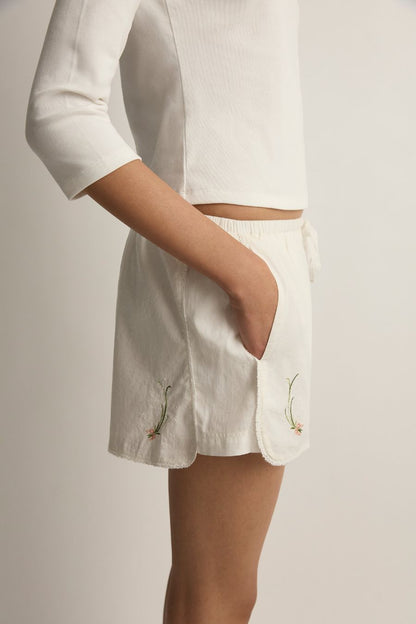 Valley Short in Cream